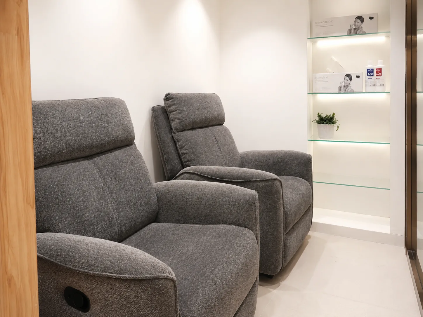 IV wellness lounge at AI Aesthetics, C-Scheme, Jaipur